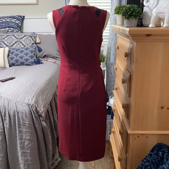 Tailored Burgundy Antonio Melani Size 2 Dress - Picture 5 of 8